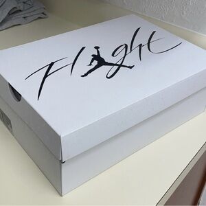 Nike Air Jordan Flight Shoe Box